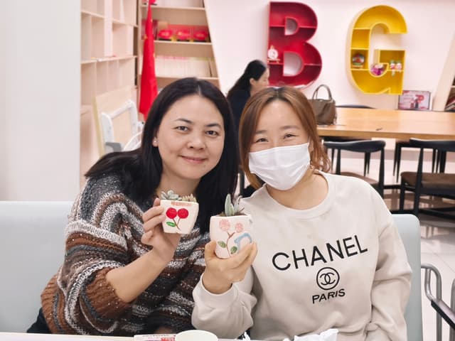 美好壆岗漾绿意 多肉 DIY 牵起浓浓邻里情